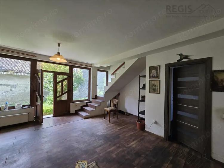 Casa in Centrul Prejmerului - 6