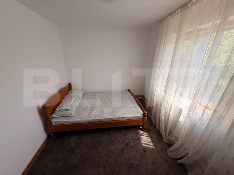 Apartament cu 2 camere semidecomandat, mobilat în Micro 6