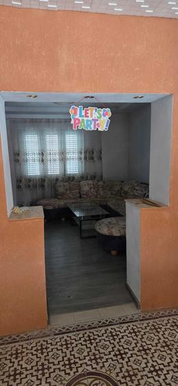 Casă cu Teren 1430 Mp în Central