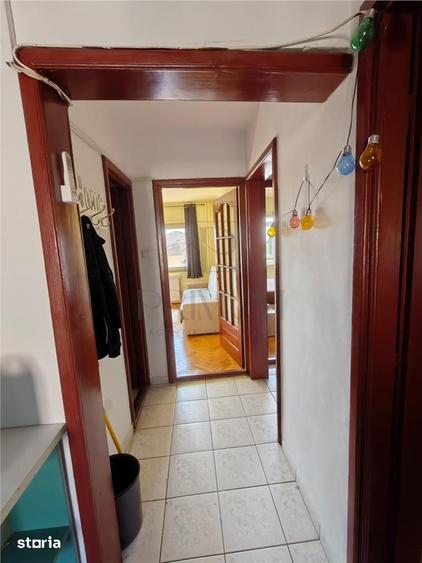Apartament cu 3 camere decomandat, mobilat în Soarelui — fotografia 1