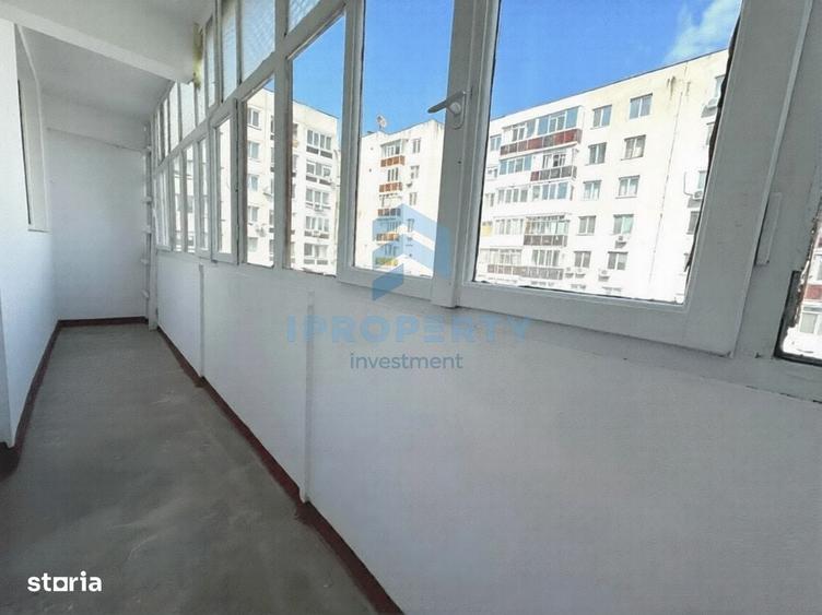 Apartament cu 3 camere în Tineretului