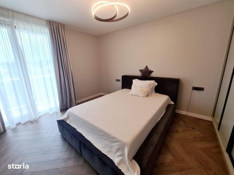 Casă cu 4 camere în Bujoreni
