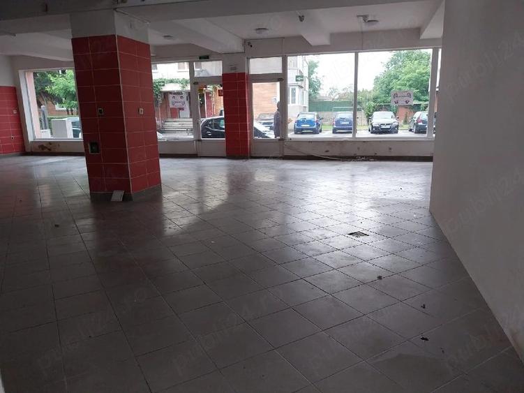 Spațiu comercial, de 140 mp, în Central