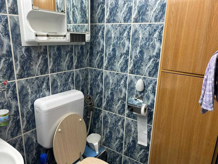 Apartament cu 3 camere semidecomandat în Iancului