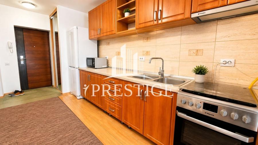 Apartament cu 2 camere semidecomandat, mobilat în Mihai Viteazul