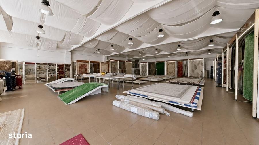 Spațiu comercial, de 443 mp, în Central