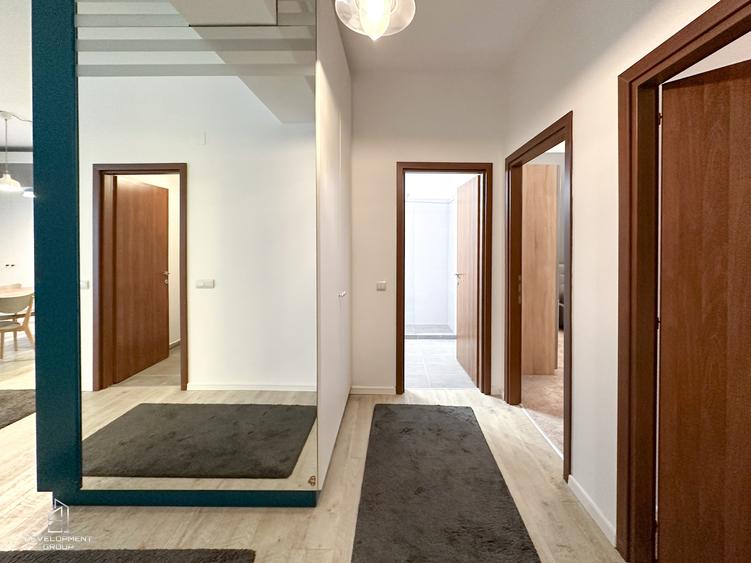 Apartament cu 3 camere semidecomandat în Iancu Nicolae