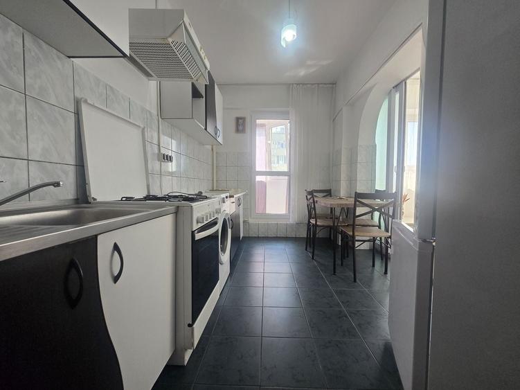 Apartament cu 2 camere decomandat, mobilat în Tomis Nord