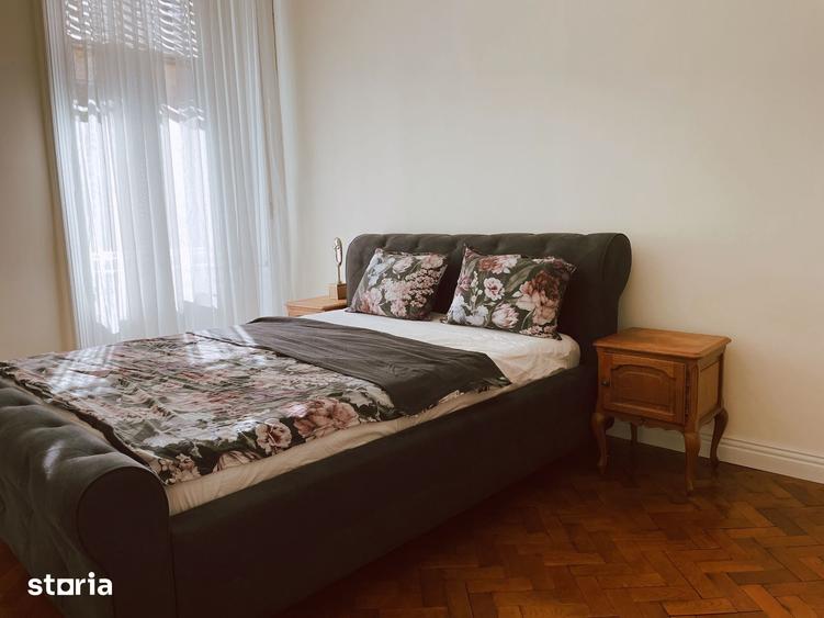 Apartament cu 3 camere în P-ța Maria