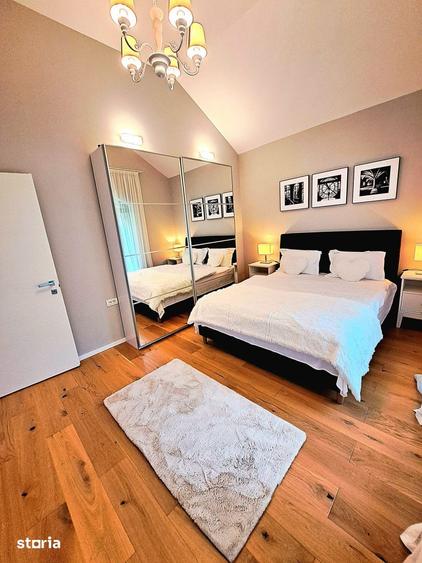 Spațiu comercial, de 280 mp, în Central