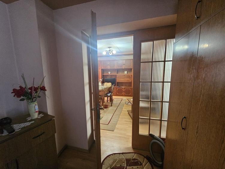 Apartament cu 2 camere semidecomandat în Ultracentral