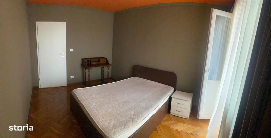 Apartament cu 3 camere decomandat în Rogerius