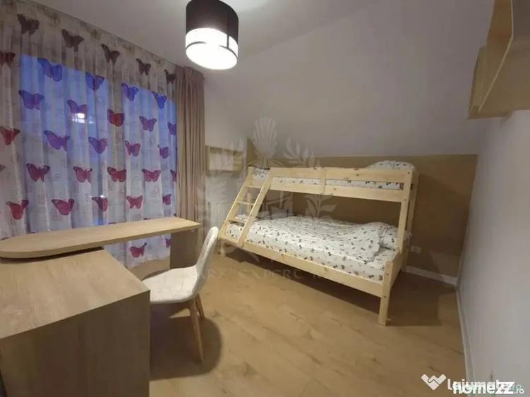 Casă cu 4 camere cu Teren 510 Mp în Păulești
