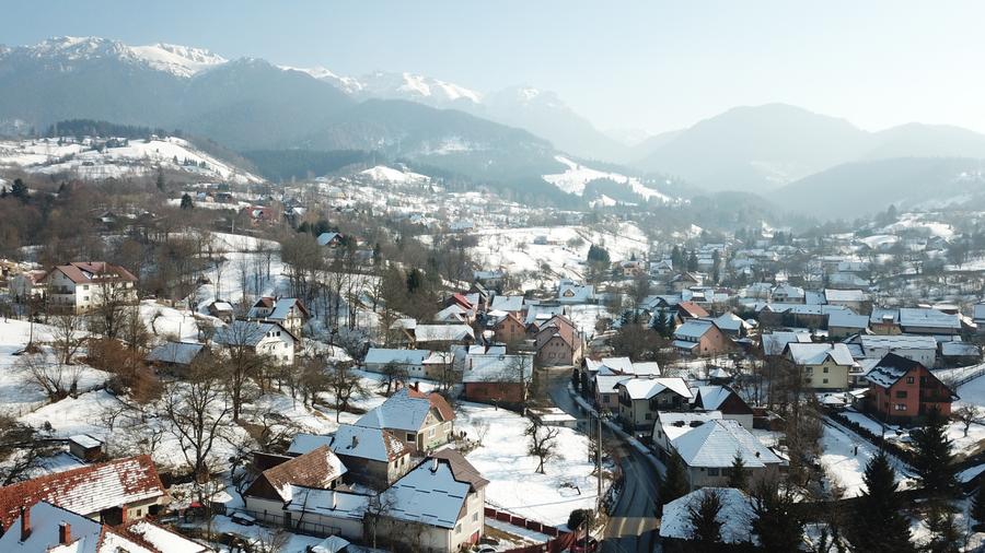Teren agricol intravilan de 5000 mp, în Bran