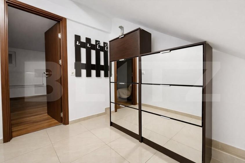 Apartament cu 4 camere decomandat, mobilat în Turnișor