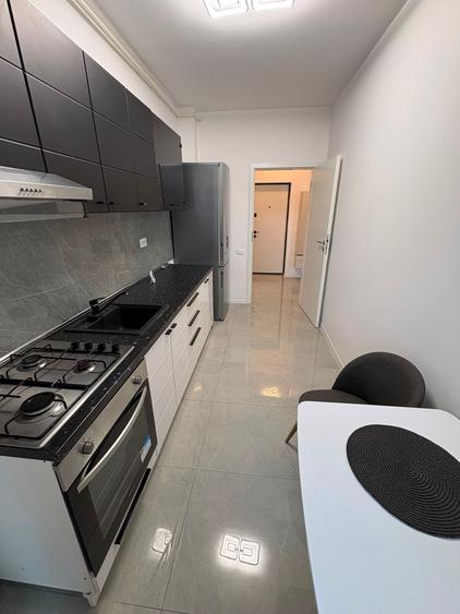 Apartament cu 2 camere decomandat în Militari