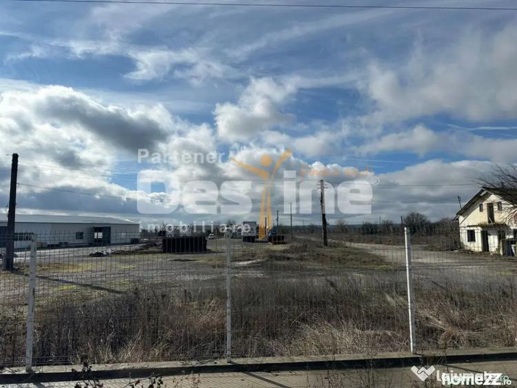 Teren de 39581 mp, în Dragomirești
