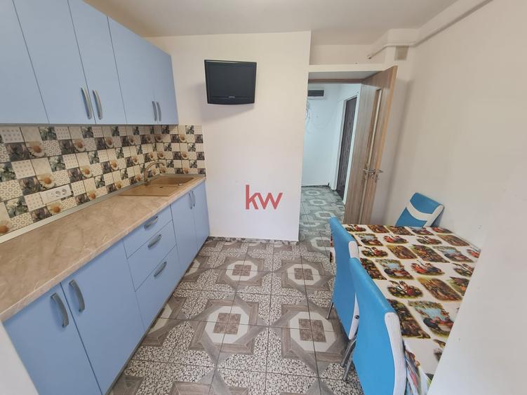 Apartament cu 3 camere decomandat în Tomești