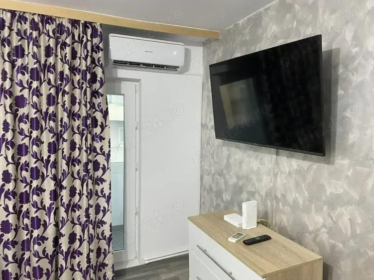 Garsonieră decomandată în Central