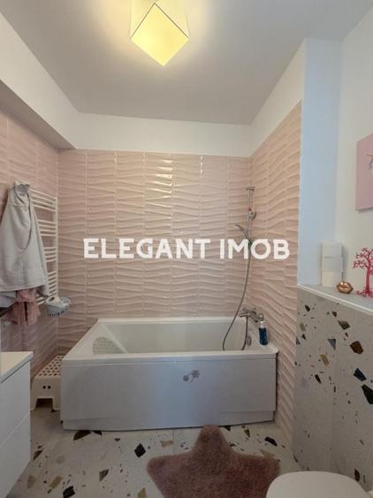 Casă individuală cu 7 camere cu Canalizare în Corbeanca