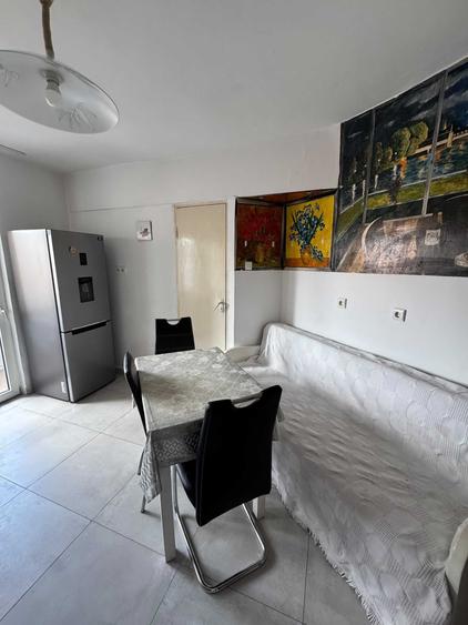 Apartament cu 2 camere decomandat în Aurel Vlaicu