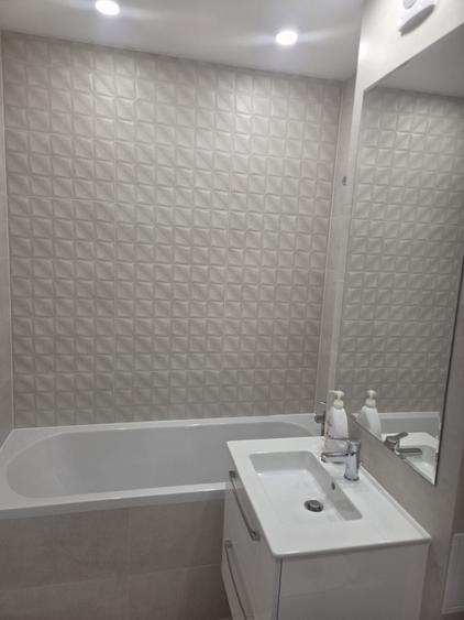 Apartament cu 2 camere decomandat în Cățelu