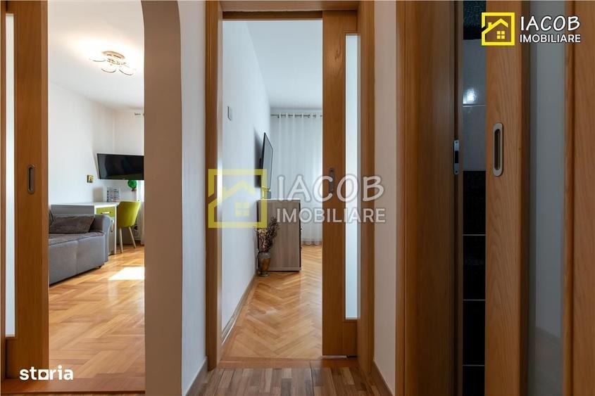 Apartament cu 3 camere decomandat în Central