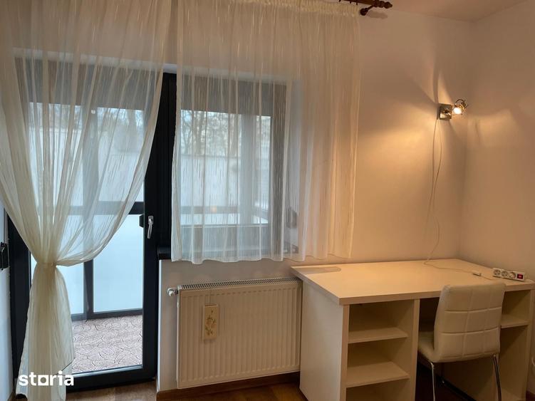 Garsonieră decomandată în Bartolomeu