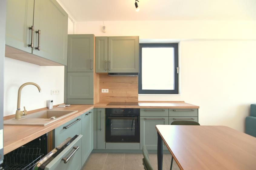 Apartament cu 2 camere, mobilat în Complex Studențesc