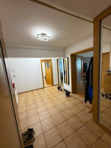 Direct proprietar, apartament 2 camere BD. OCTAVIAN GOGA - 10