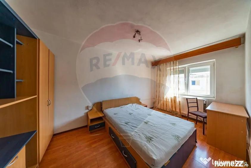Apartament cu 2 camere semidecomandat în Micălaca