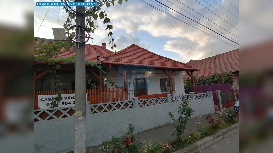 Duplex cu 2 camere cu Canalizare în Sud