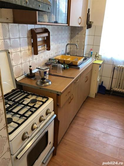 Apartament cu 4 camere în Moreni