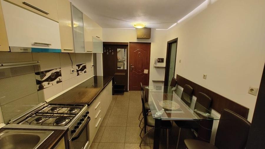 Apartament cu 2 camere decomandat în Dacia