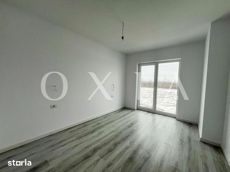Casă cu 5 camere cu Teren 310 Mp în Remetea Mare