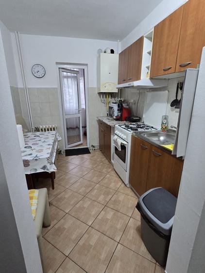 Apartament cu 2 camere decomandat în Exterior Vest