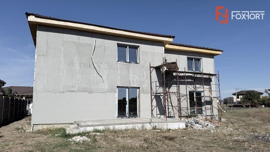Duplex cu 3 camere cu Canalizare în Moșnița Nouă