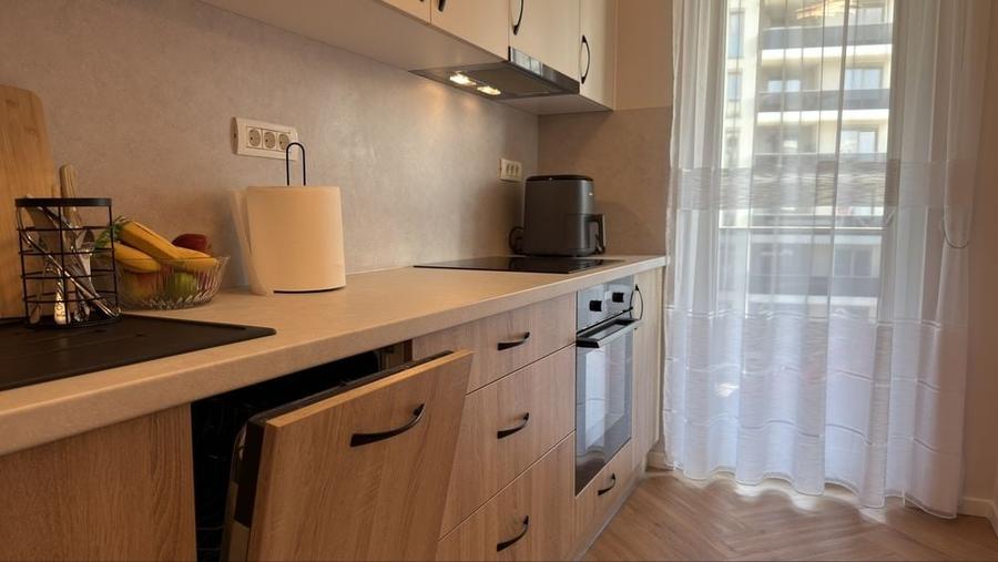 Apartament cu 2 camere semidecomandat în Central