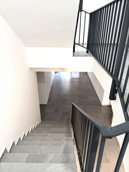 Apartament cu 3 camere decomandat în Sântandrei