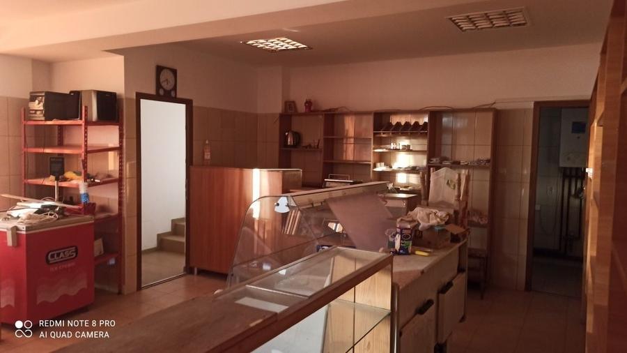 Casă cu 4 camere în Șerbănești