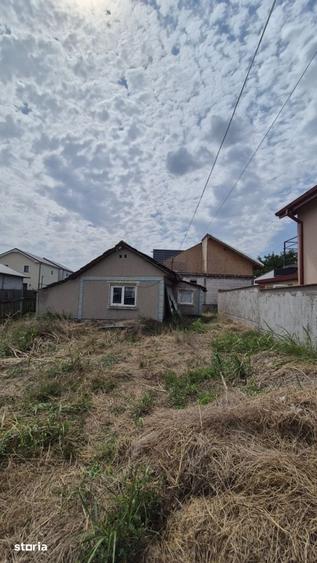 Casă cu 4 camere cu Teren 976 Mp în Lumina