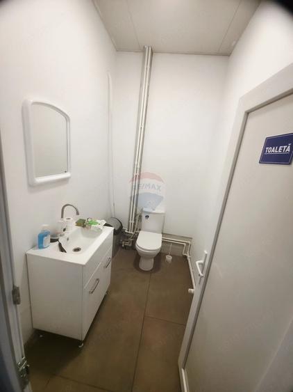 Spațiu comercial, de 530 mp, în Dumbrava