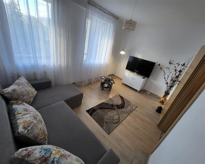 Apartament cu 2 camere decomandat în Ultracentral