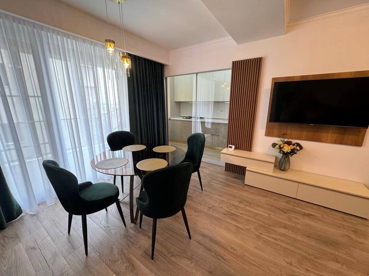 Apartament cu 2 camere decomandat în Tomis Plus