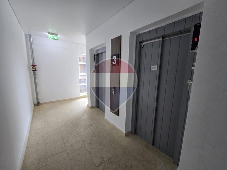 Apartament cu 2 camere semidecomandat, mobilat în Apărătorii Patriei
