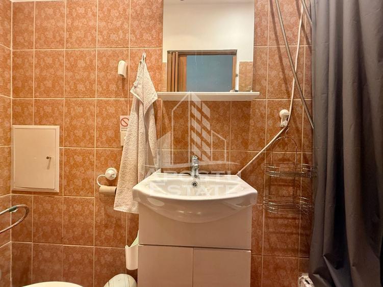 Garsonieră decomandată, mobilată în Ultracentral