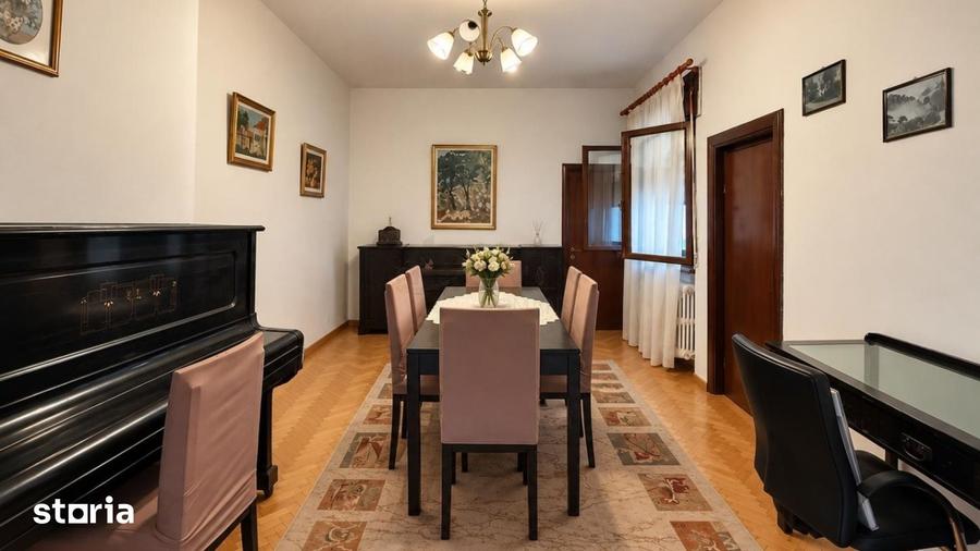 Apartament cu 3 camere semidecomandat, mobilat în Victoriei