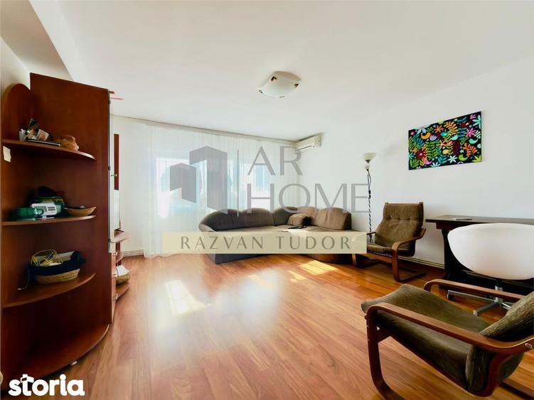 Apartament cu 3 camere decomandat, mobilat în Democrației