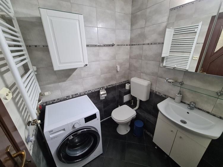 Apartament cu 2 camere decomandat în Lacul Tei