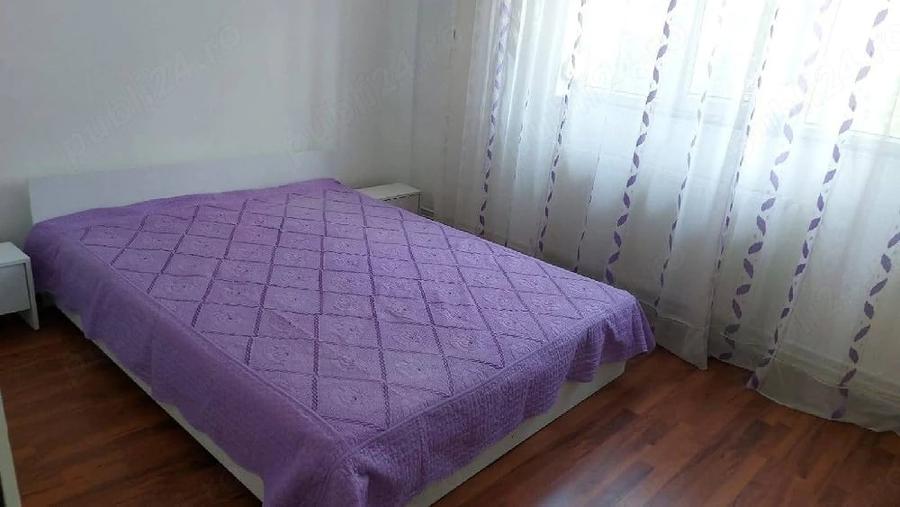 Apartament cu 2 camere semidecomandat în Craiovița Nouă